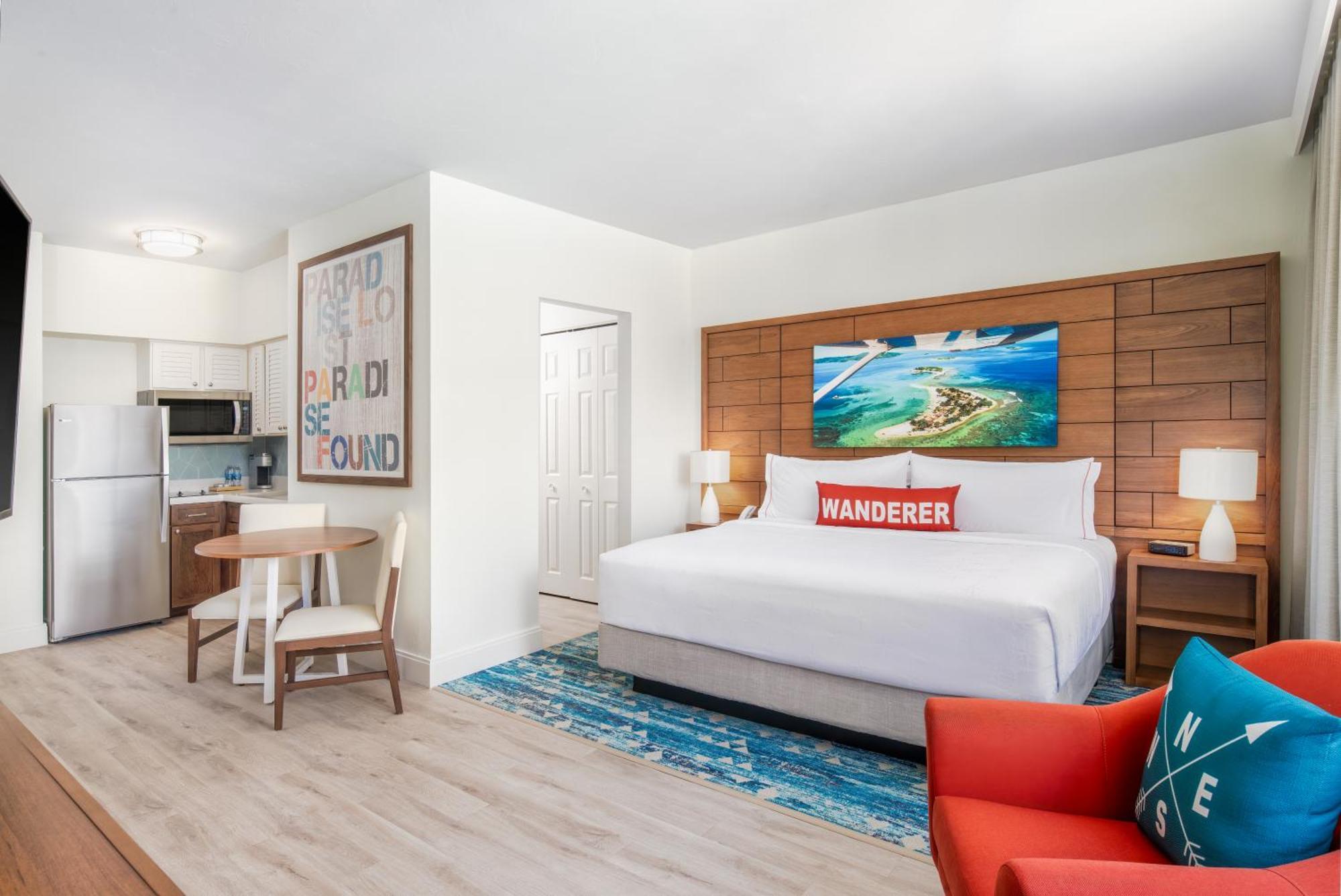 Compass By Margaritaville Hotel Naples Exterior photo